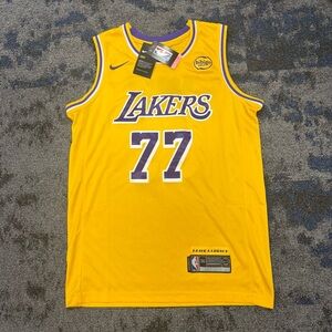 Luka doncic (sz below) yellow Los Angeles Lakers basketball jersey